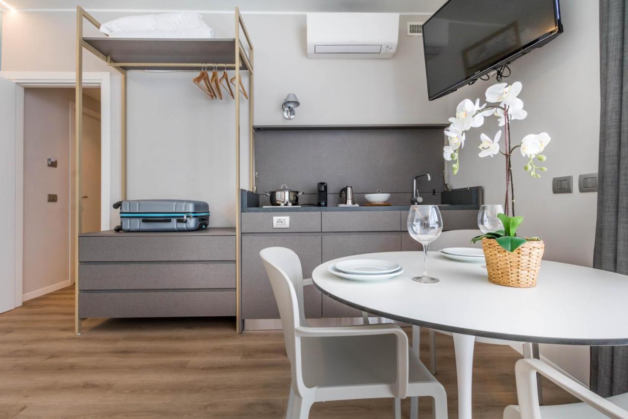 Apartment Joivy San Cristoforo - Terrace, Gym & Milan
